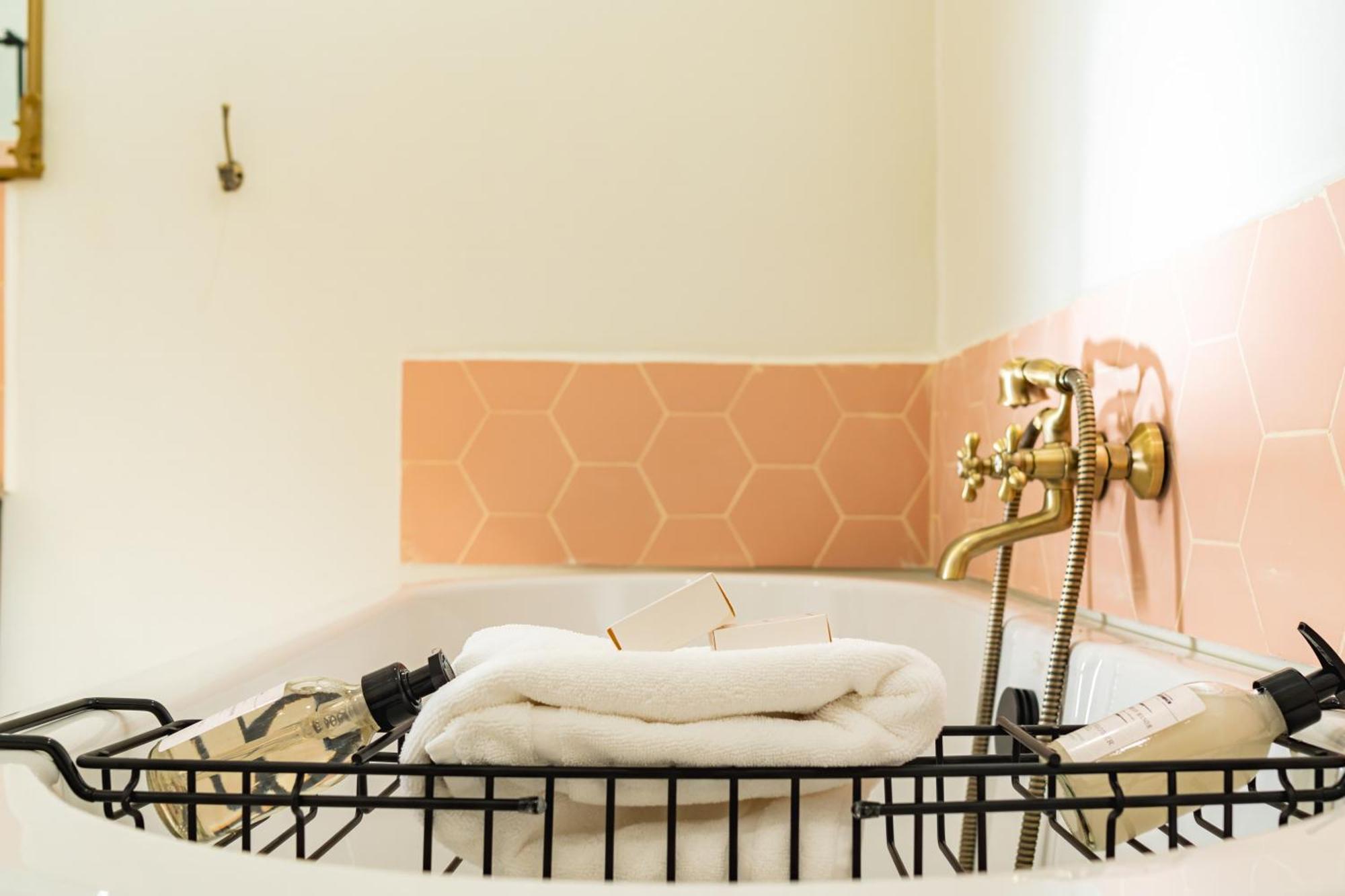 The Victorian Manor Bed and Breakfast Καταρράκτες Βικτωρίας Εξωτερικό φωτογραφία